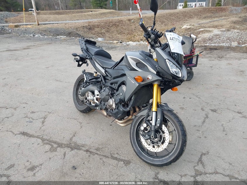 2015 Yamaha Fj09