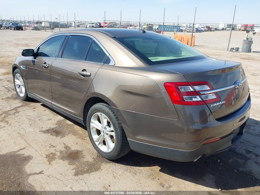 2016 Ford Taurus Sel