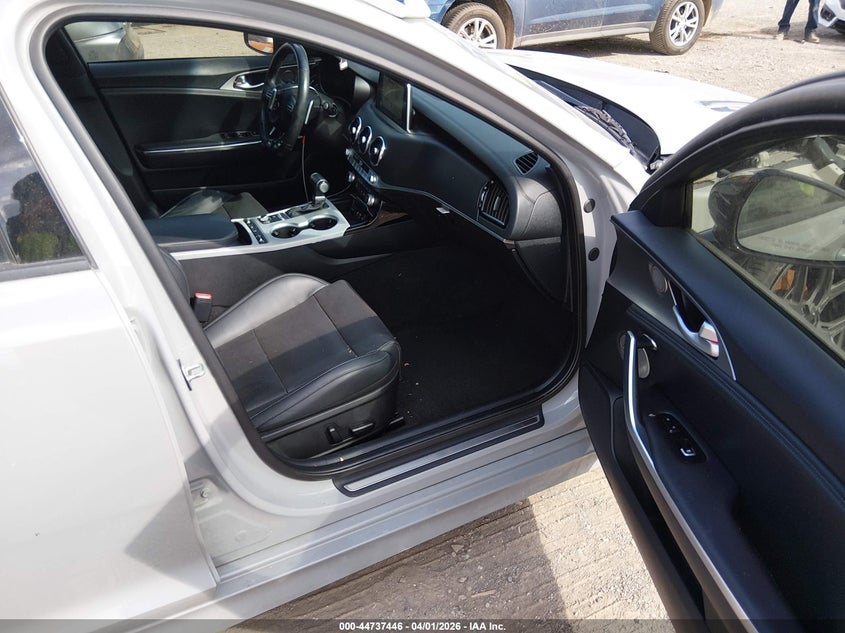 2019 Kia Stinger Gt1