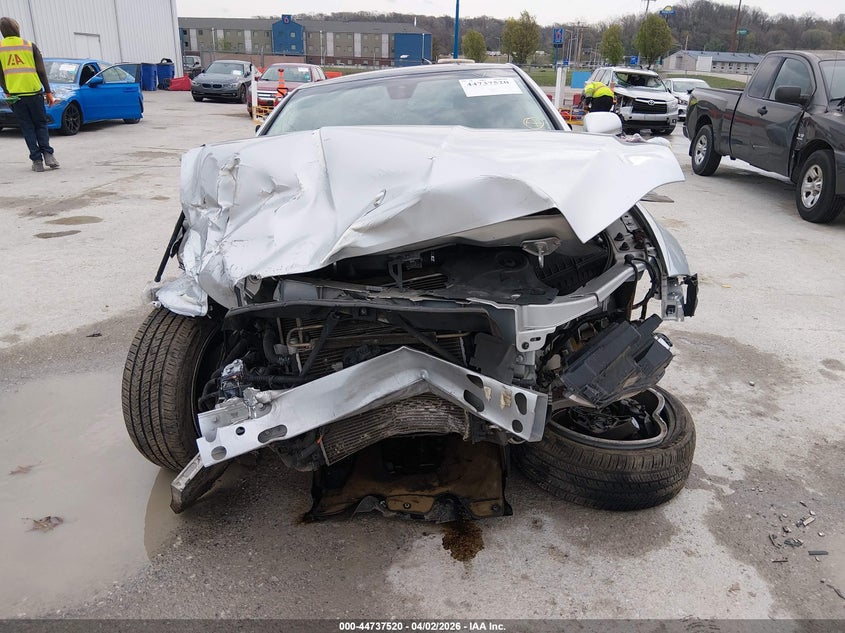 2012 JAGUAR XJ auction photo 6
