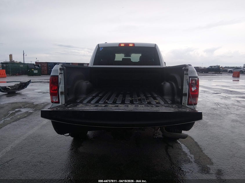 2019 Ram 1500 Classic Tradesman 4X2 6'4 Box VIN: 1C6RR6FG7KS603935 Lot: 44737611