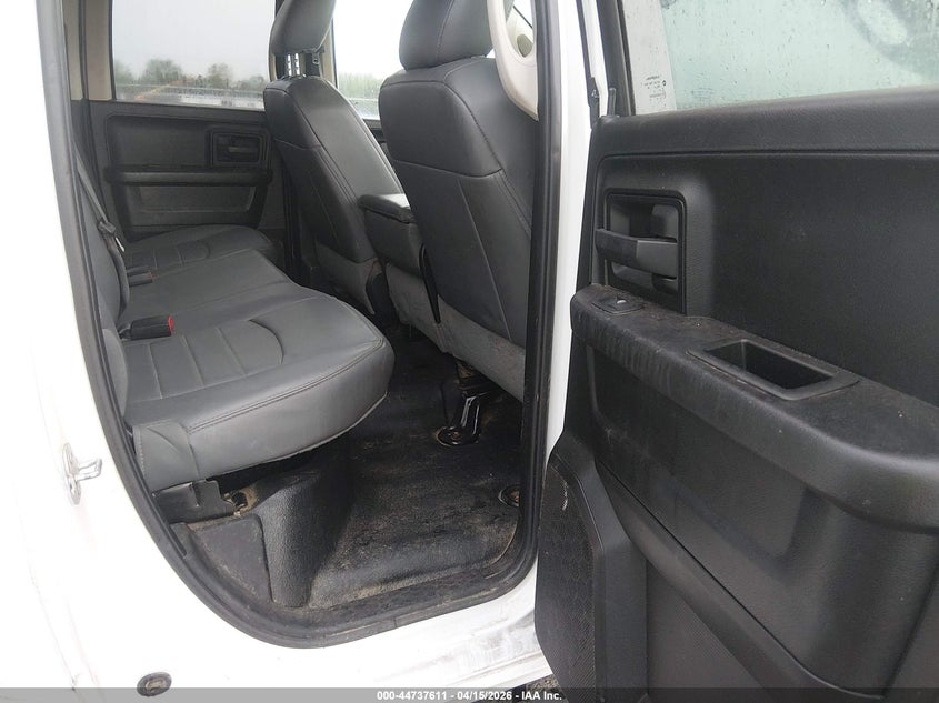 2019 Ram 1500 Classic Tradesman 4X2 6'4 Box VIN: 1C6RR6FG7KS603935 Lot: 44737611