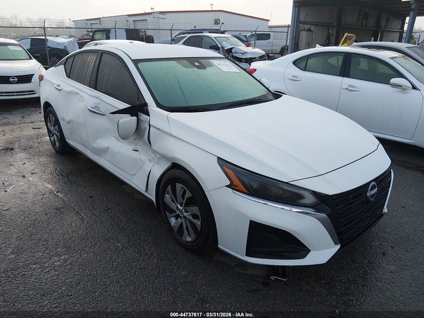 2023 Nissan Altima S Fwd