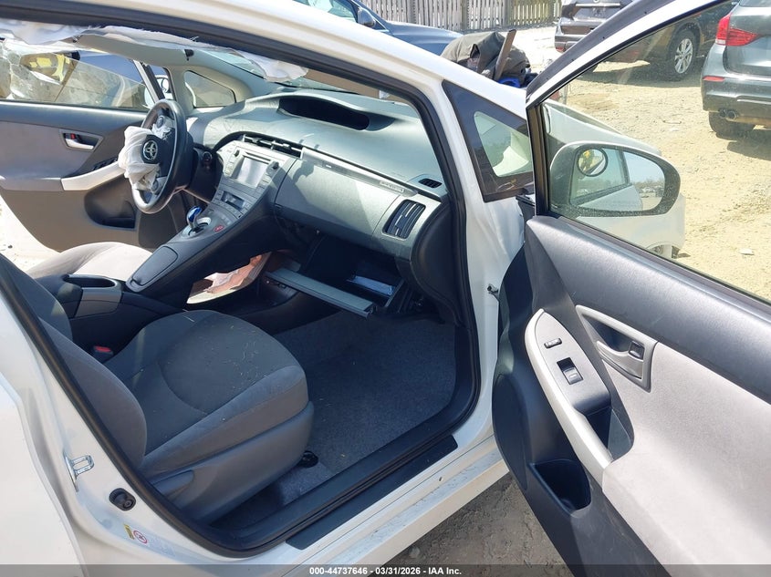 2014 Toyota Prius Plug-In