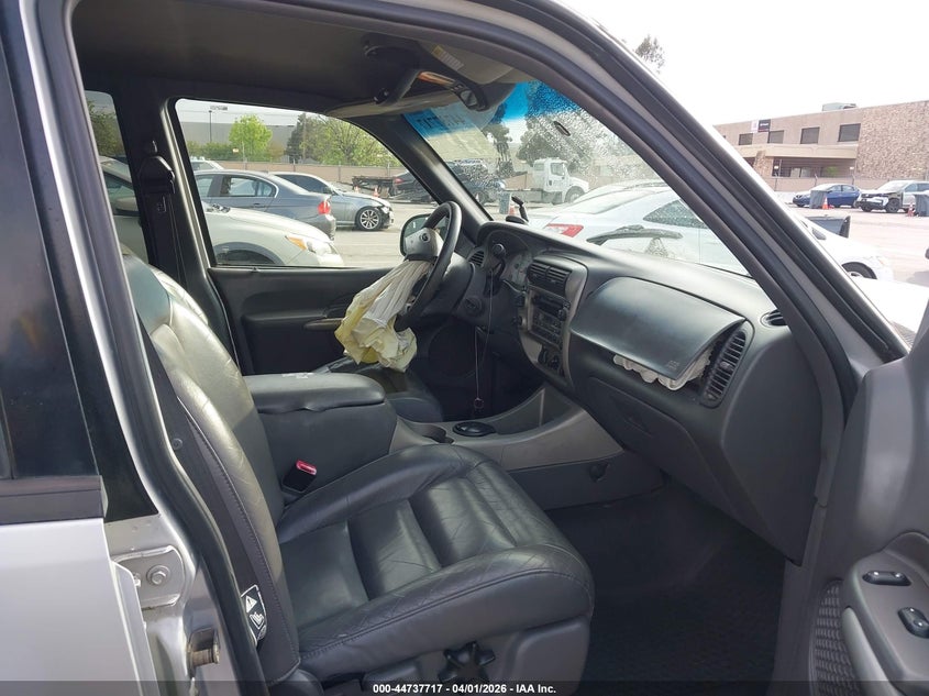 2001 Ford Explorer Sport Trac