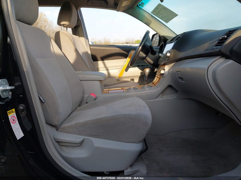 2010 Toyota Highlander Hybrid Base V6