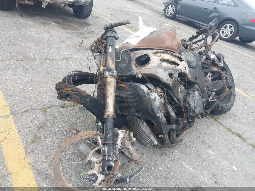 2001 Suzuki Gsx1300 R VIN: JS1GW71A112102338 Lot: 44737982