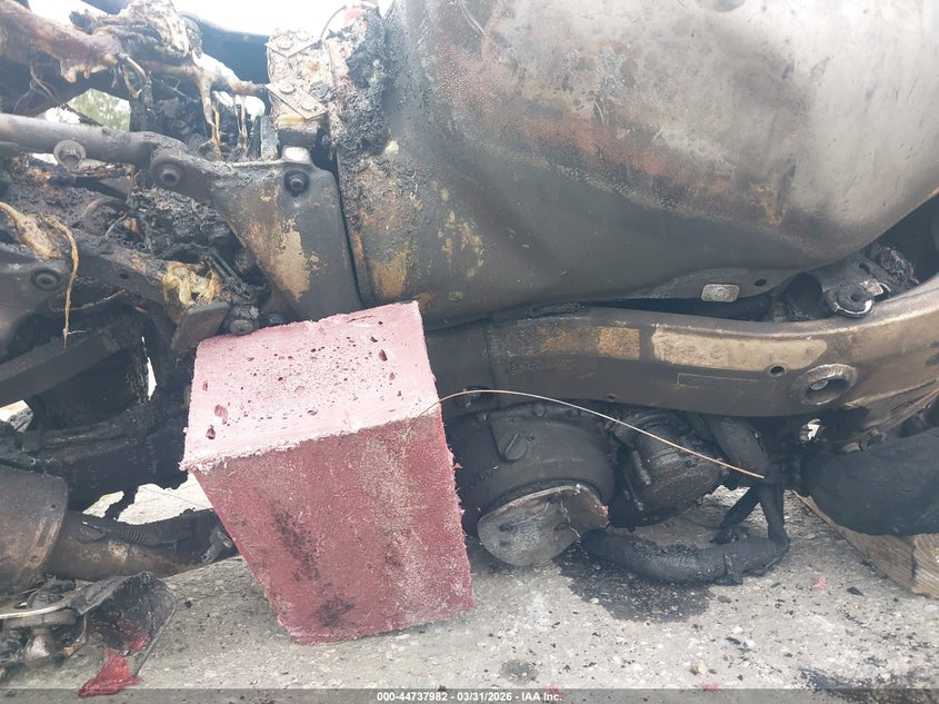 2001 Suzuki Gsx1300 R VIN: JS1GW71A112102338 Lot: 44737982