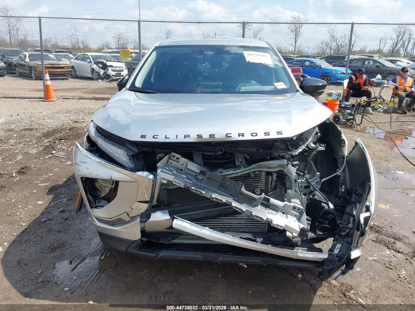 2024 Mitsubishi Eclipse Cross Le S-Awc VIN: JA4ATVAA1RZ065703 Lot: 44738032