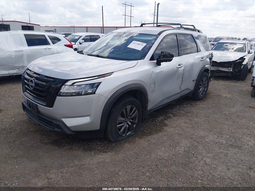 2022 Nissan Pathfinder Sv 2Wd