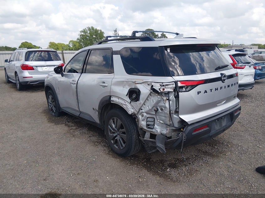 2022 Nissan Pathfinder Sv 2Wd