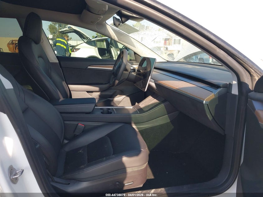 2022 Tesla Model 3 Rear-Wheel Drive