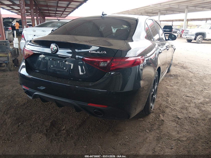 2022 Alfa Romeo Giulia Veloce Ti Rwd