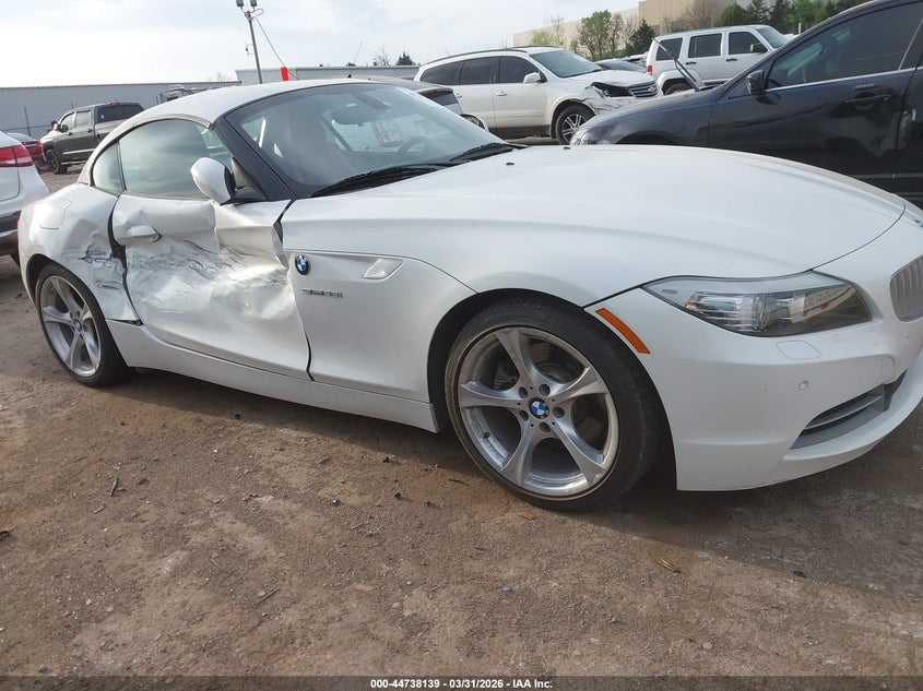 2011 BMW Z4 Sdrive35I VIN: WBALM7C59BE384218 Lot: 44738139