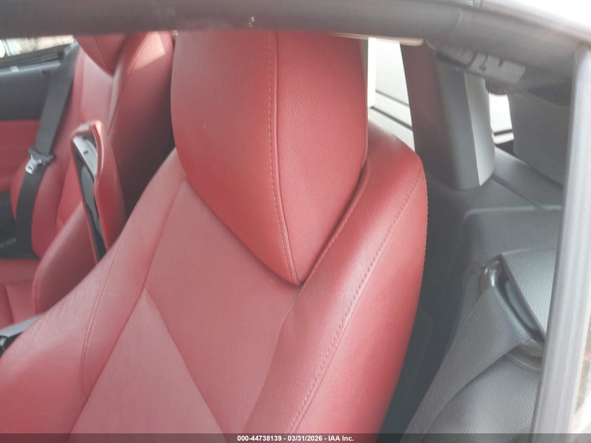 2011 BMW Z4 Sdrive35I VIN: WBALM7C59BE384218 Lot: 44738139