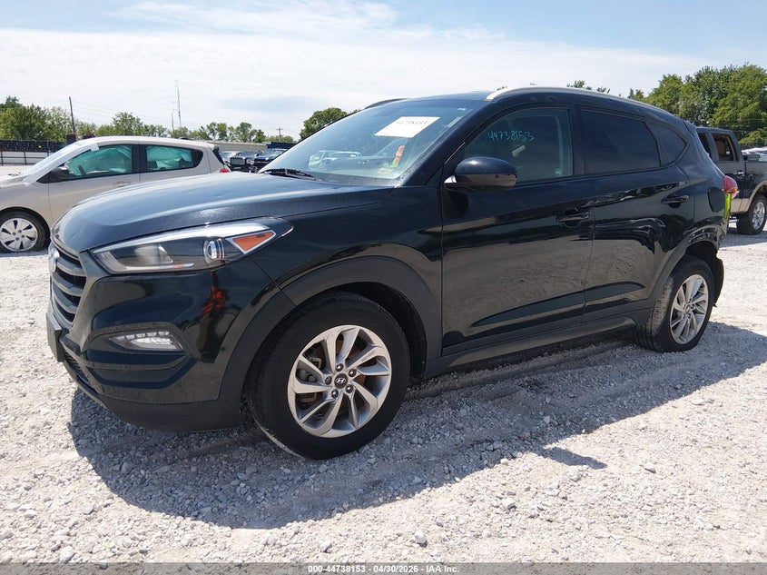 2016 Hyundai Tucson Se KM8J33A42GU055630 photo 1