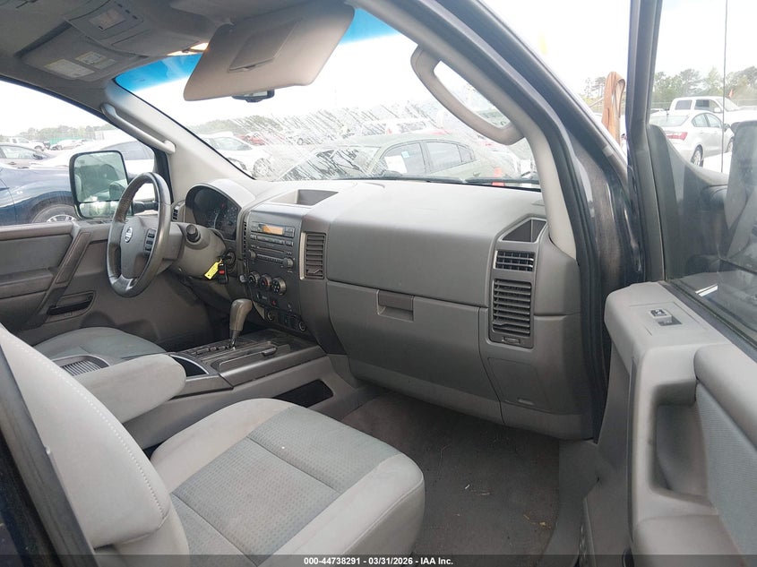 2007 Nissan Titan Se