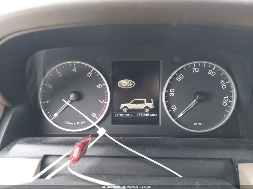 2016 Land Rover Lr4 VIN: SALAG2V63GA823267 Lot: 44738301