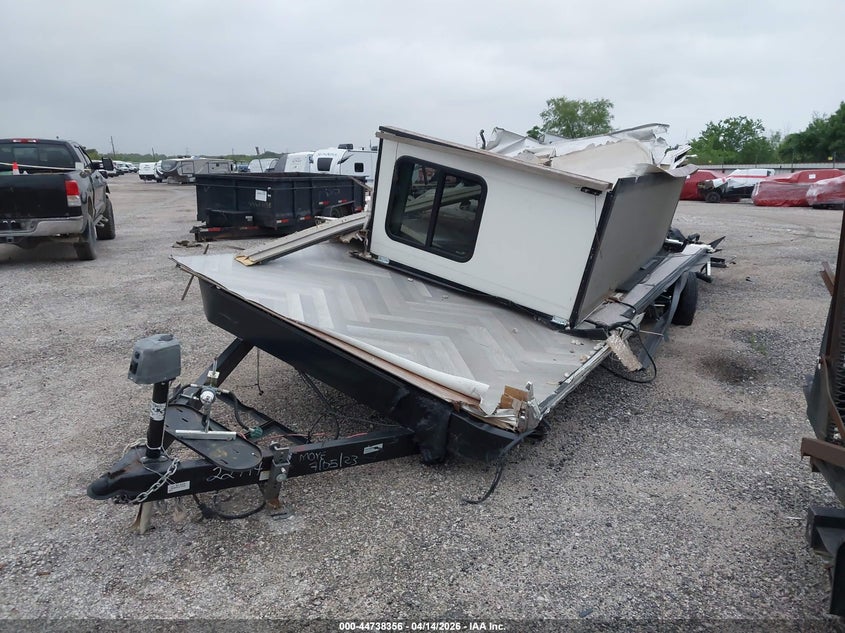 4X4TWBA20NU022744 2022 Wildwood Other photo 1