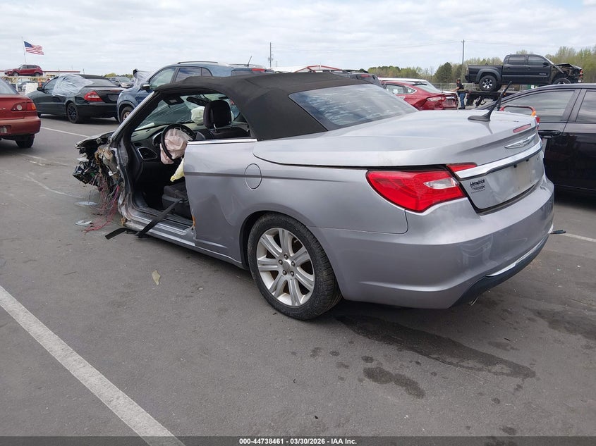 2014 Chrysler 200 Touring