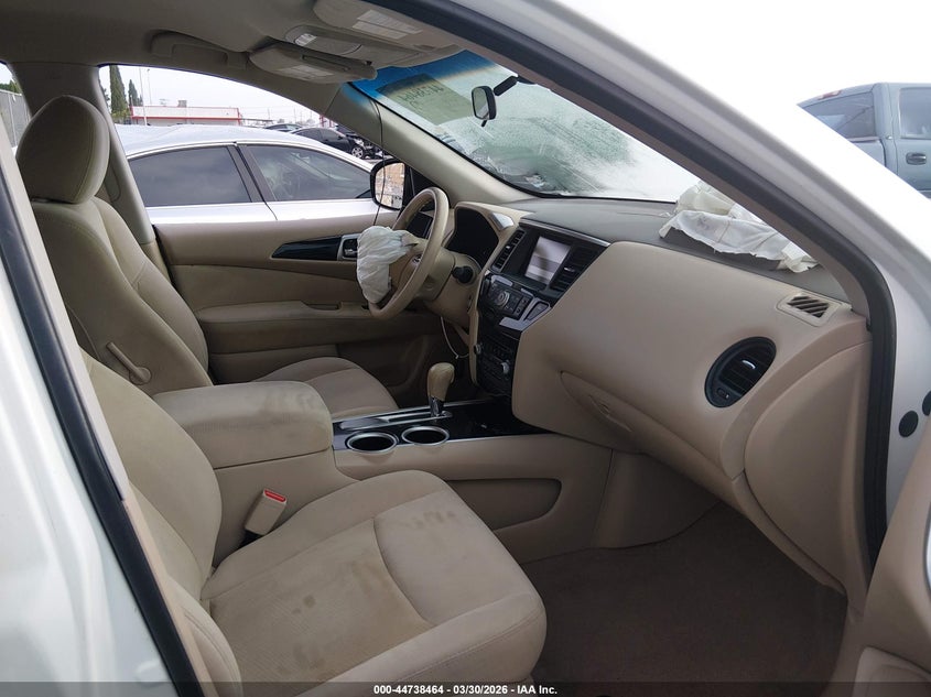 2015 Nissan Pathfinder S