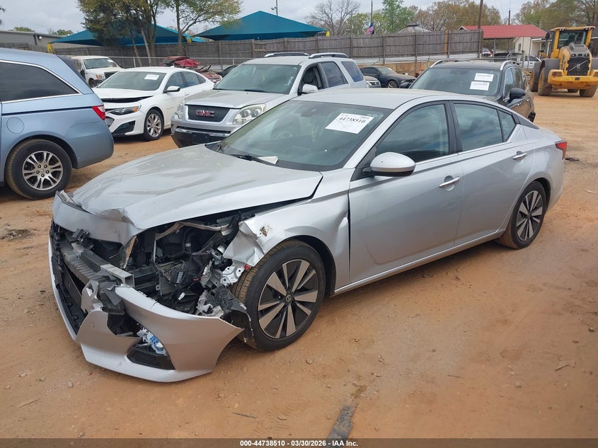 2022 Nissan Altima Sv Fwd