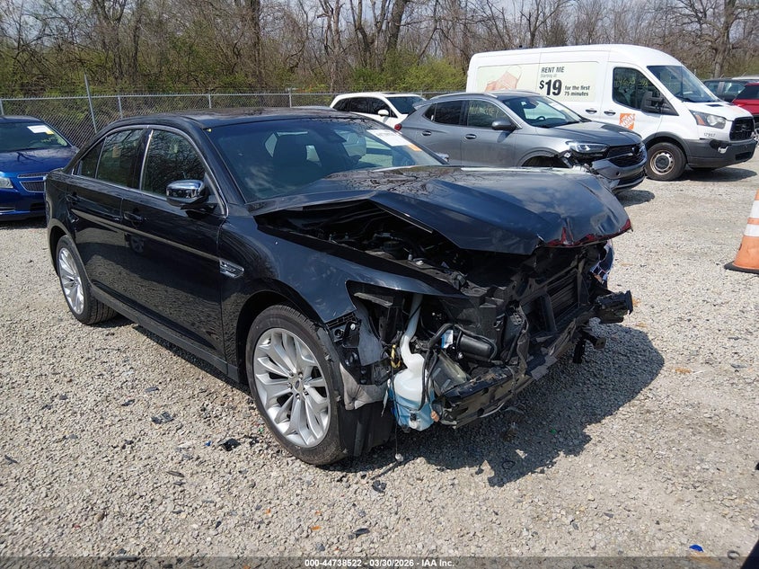 2019 Ford Taurus Limited