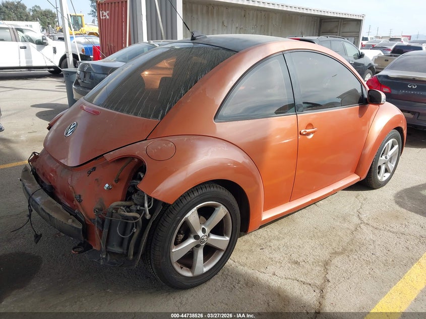 2010 Volkswagen New Beetle 2.5L Red Rock Edition