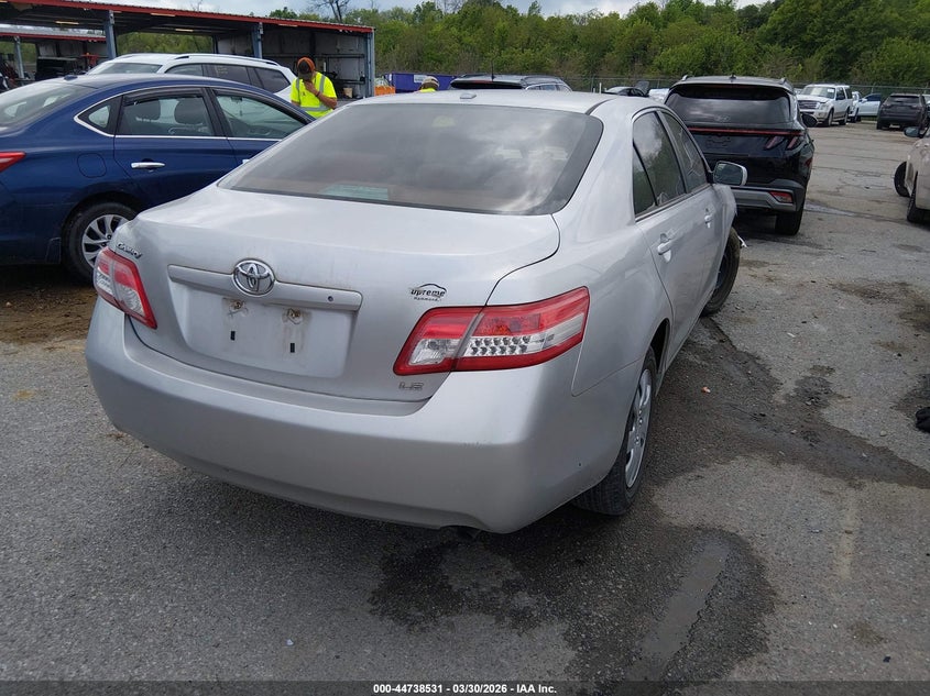 2010 Toyota Camry Le
