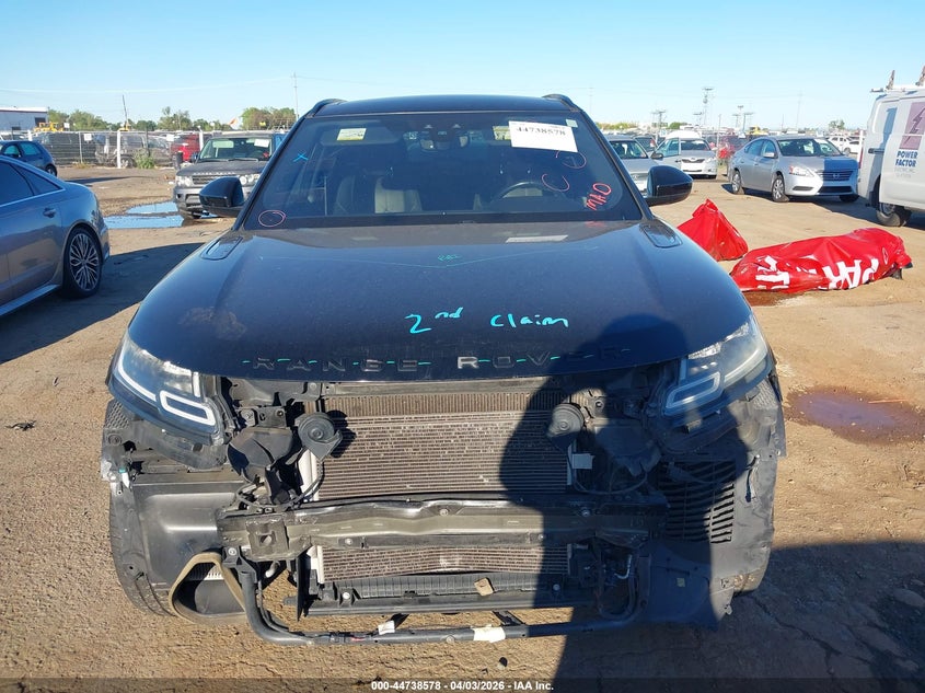2018 Land Rover Range Rover Velar P250 Se R-Dynamic VIN: SALYL2RX5JA769488 Lot: 44738578
