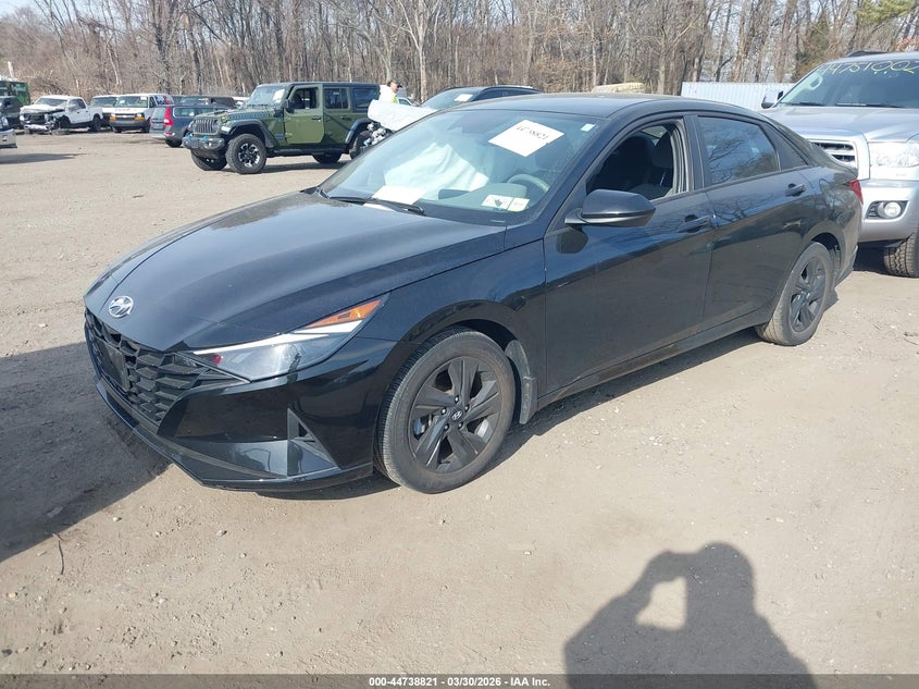 2022 Hyundai Elantra Sel