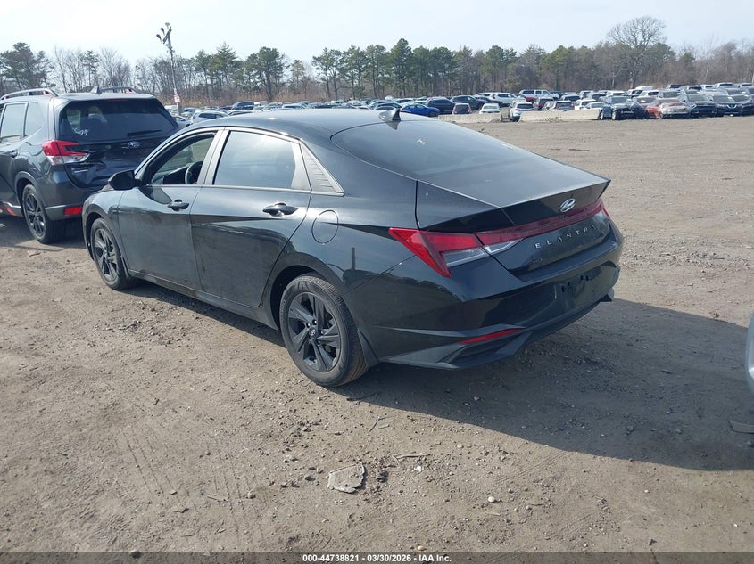 2022 Hyundai Elantra Sel