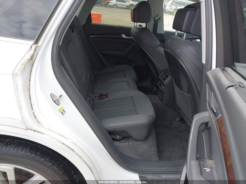 AUDI Q5 2019 VIN WA1CNAFY0K2118097