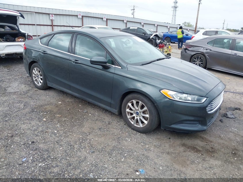 2016 Ford Fusion S
