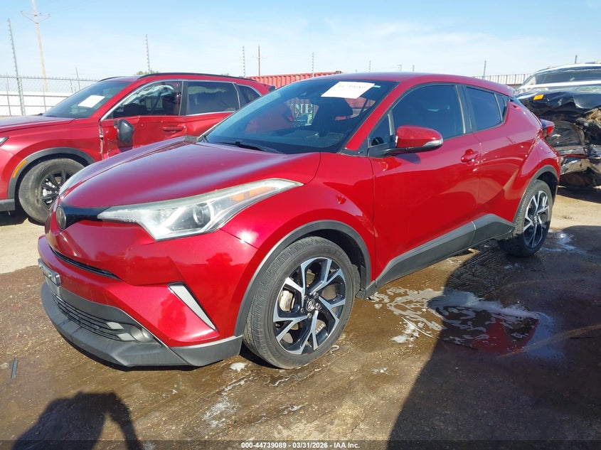 VIN NMTKHMBX8JR045591 2018 TOYOTA C-HR XLE PREMIUM