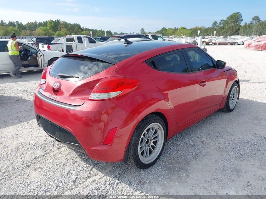 2012 Hyundai Veloster Base W/Red/Black