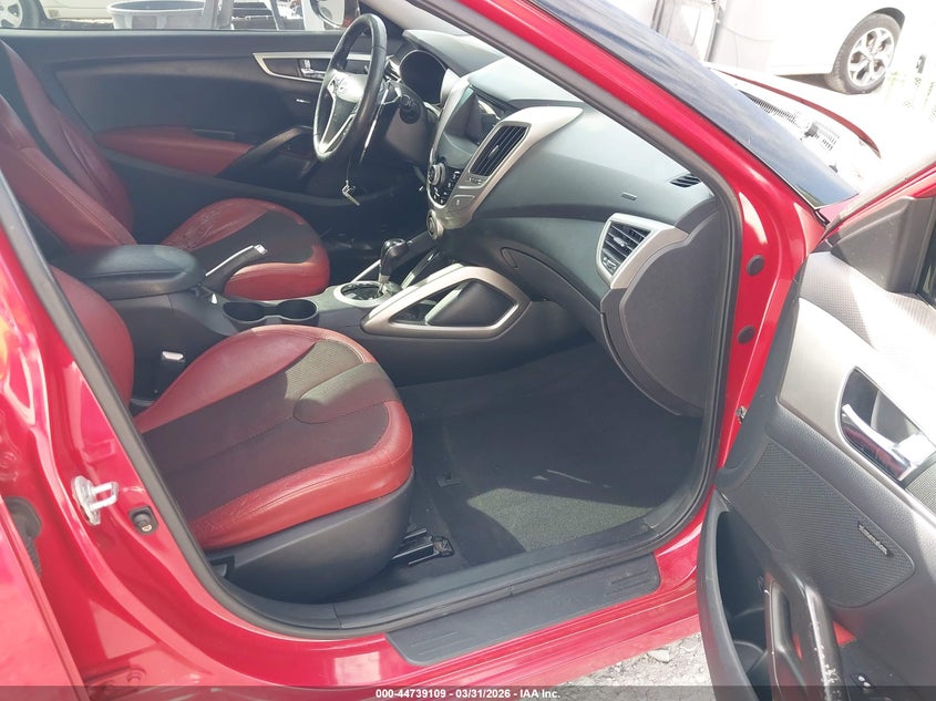 2012 Hyundai Veloster Base W/Red/Black