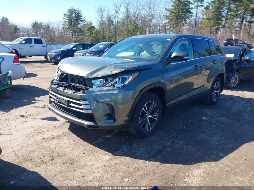 2019 Toyota Highlander Le