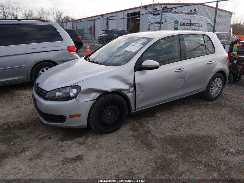 2012 Volkswagen Golf 2.5L 4-Door