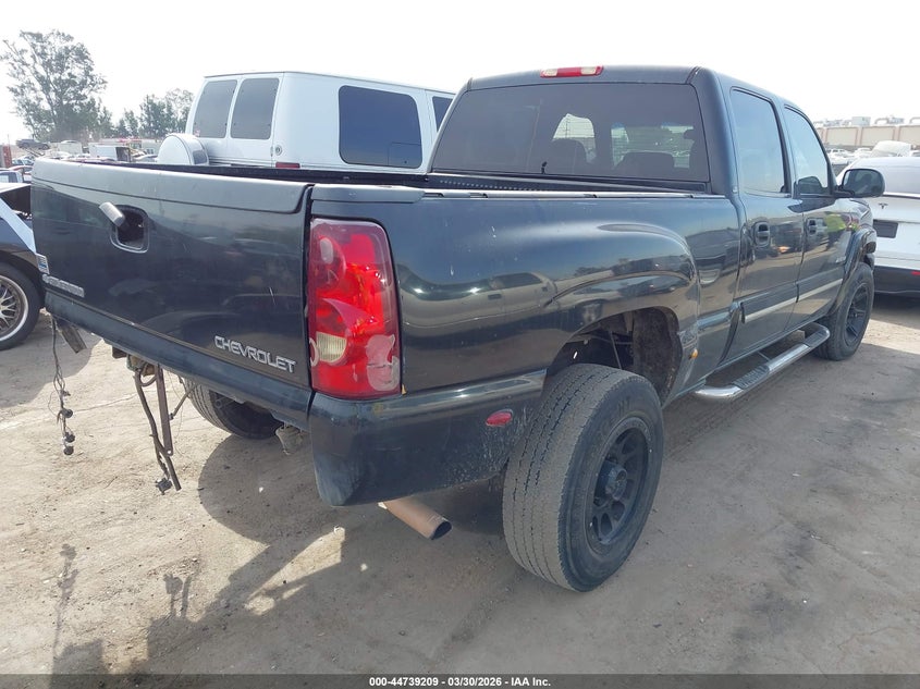 2003 Chevrolet Silverado 1500Hd Ls
