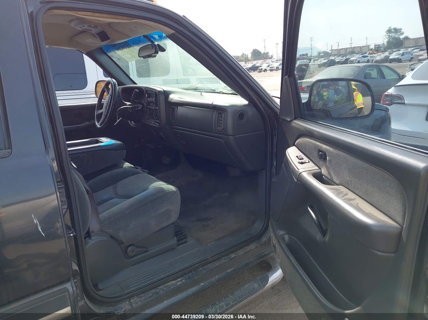 2003 Chevrolet Silverado 1500Hd Ls