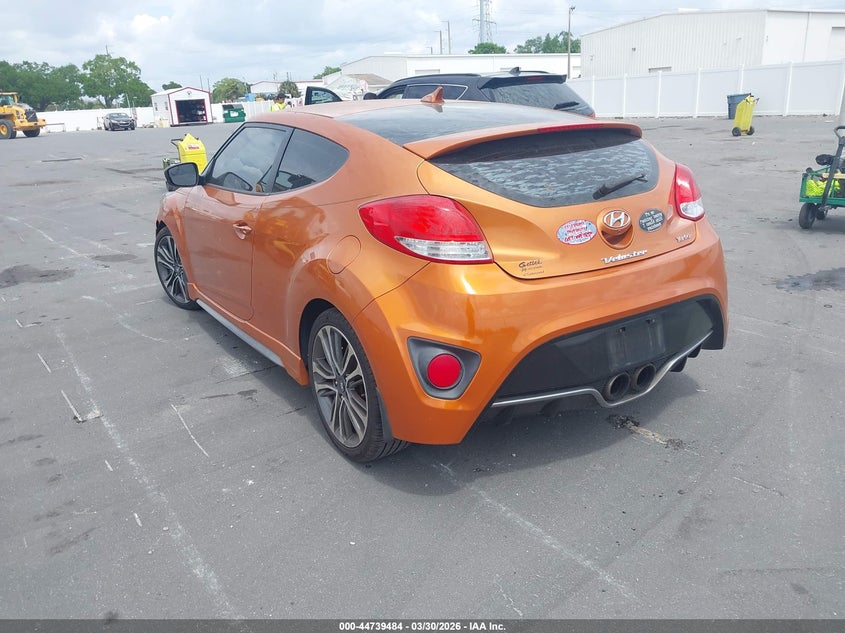 2016 HYUNDAI VELOSTER auction photo 3