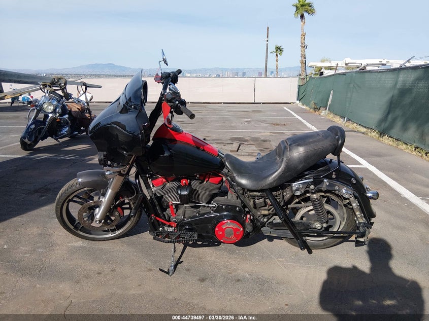 2017 Harley-Davidson Flhxs Street Glide Special VIN: 1HD1KRC18HB611075 Lot: 44739497