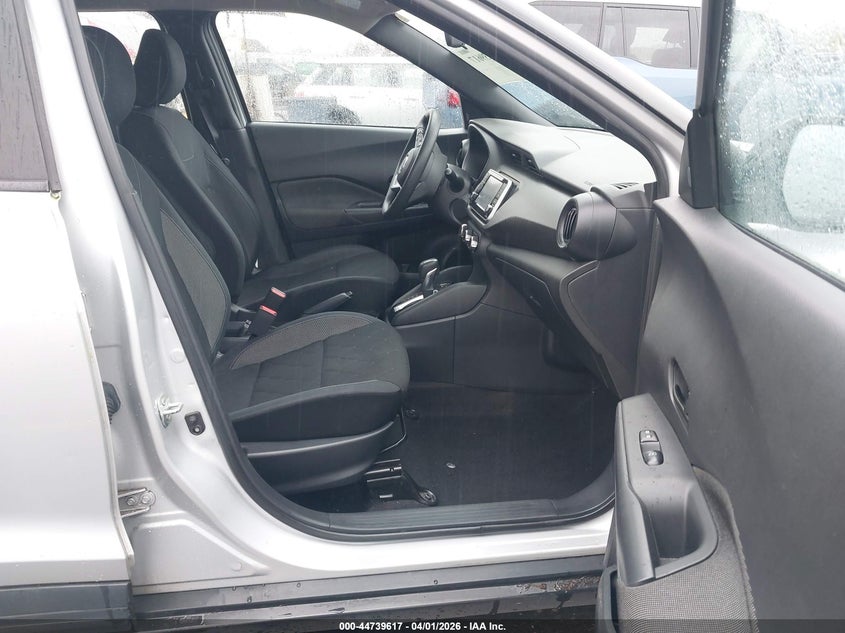 2020 Nissan Kicks S Xtronic Cvt