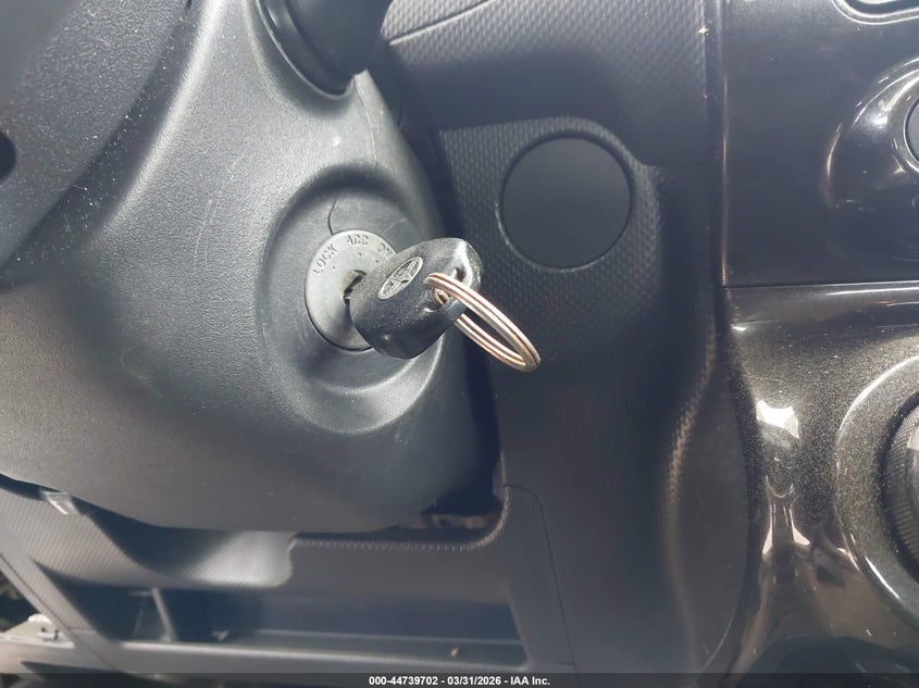 2009 Scion Xd VIN: JTKKU104X9J045081 Lot: 44739702