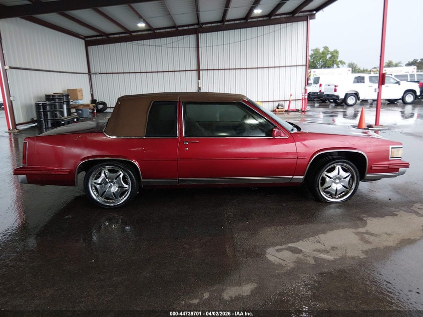 1988 Cadillac Deville VIN: LOT-1-44739701 Lot: 44739701