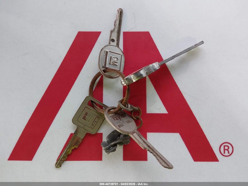 1988 Cadillac Deville VIN: LOT-1-44739701 Lot: 44739701