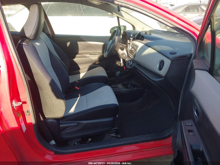 2012 Toyota Yaris Le