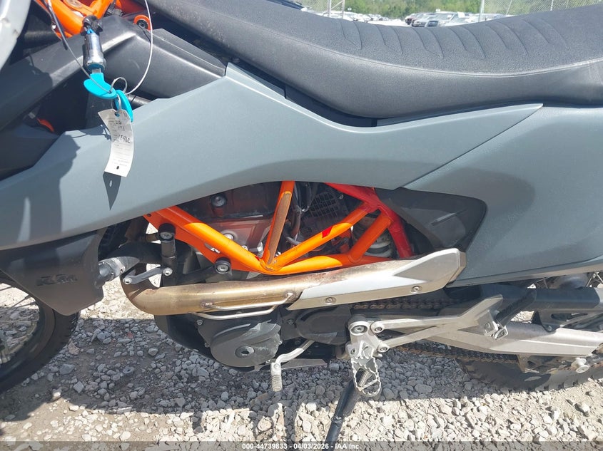 2020 Ktm 690 Enduro R VIN: VBKLEV404LM784944 Lot: 44739833