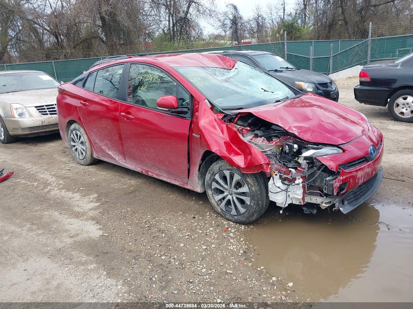 2020 Toyota Prius Xle Awd-E